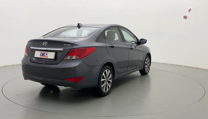 2016 Hyundai Verna 1.6 VTVT SX AT, Petrol, Automatic, 41,737 km, Right Back Diagonal