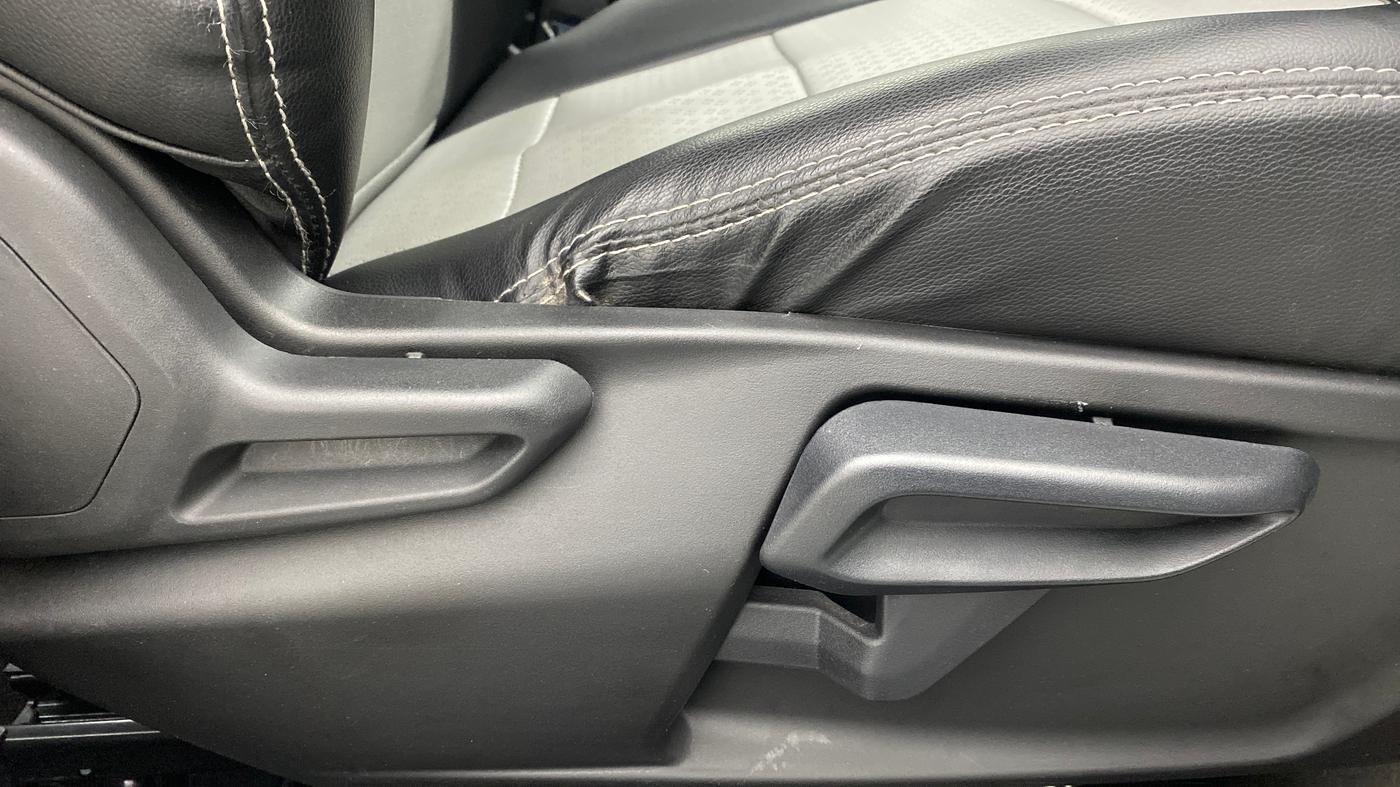 2021 Tata Tiago XZ+ 1.2 Revotron, Petrol, Manual, 14,451 km, Driver Side Adjustment Panel
