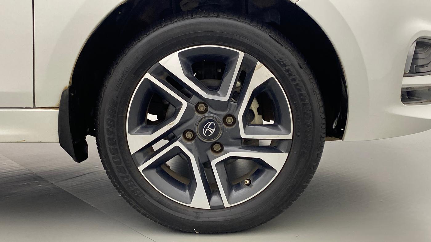 2021 Tata Tiago XZ+ 1.2 Revotron, Petrol, Manual, 14,451 km, Right Front Wheel