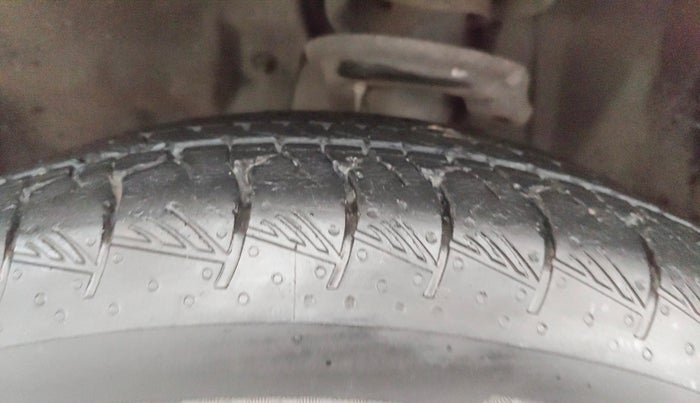 2018 Jeep Compass LIMITED 1.4 PETROL AT, Petrol, Automatic, 66,371 km, Left Front Tyre Tread