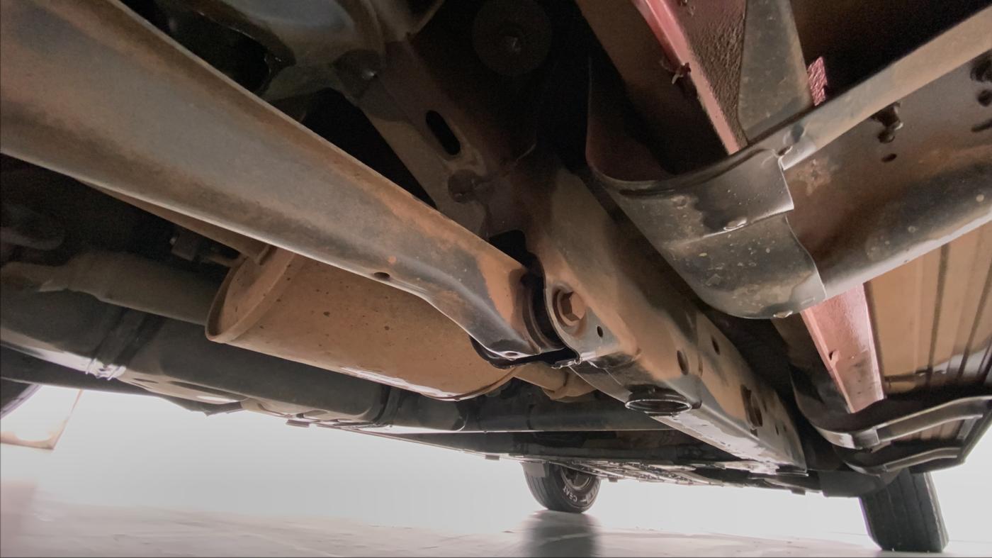 2018 Mahindra TUV300 T10 MT, Diesel, Manual, 36,128 km, Right Side Underbody