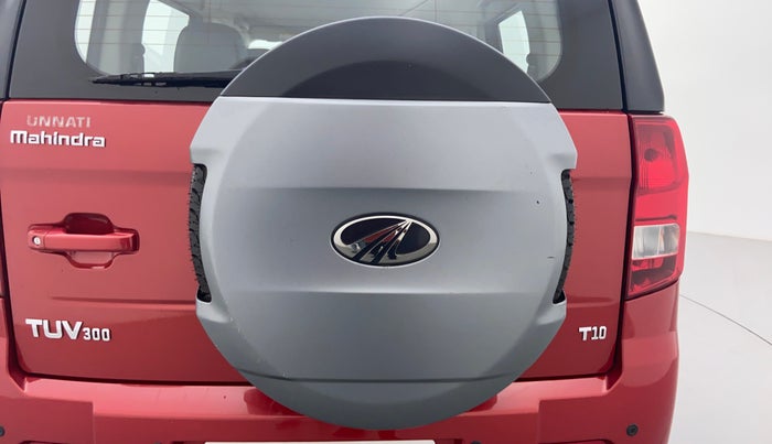 2018 Mahindra TUV300 T10 MT, Diesel, Manual, 36,128 km, Spare Tyre