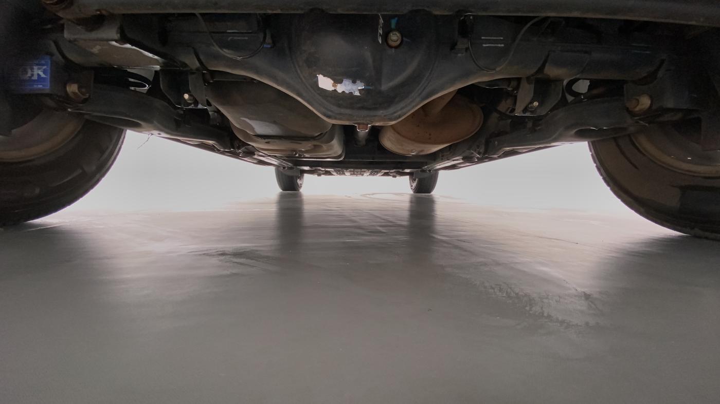 2018 Mahindra TUV300 T10 MT, Diesel, Manual, 36,128 km, Rear Underbody