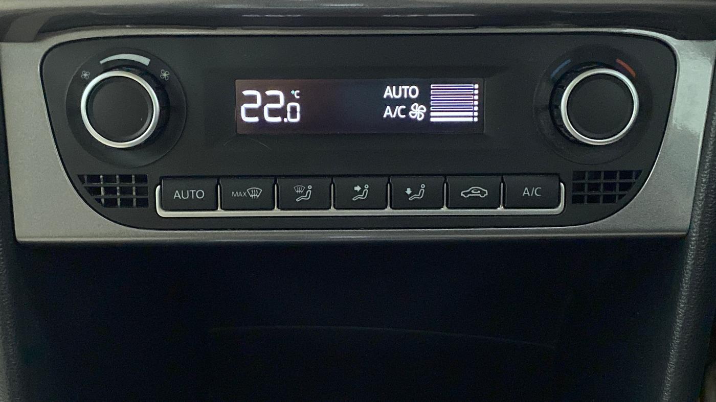 2022 Volkswagen Vento HIGHLINE PLUS 1.0 TSI AT, Petrol, Automatic, 4,988 km, Automatic Climate Control