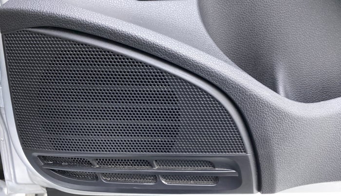 2022 Volkswagen Vento HIGHLINE PLUS 1.0 TSI AT, Petrol, Automatic, 4,988 km, Speaker