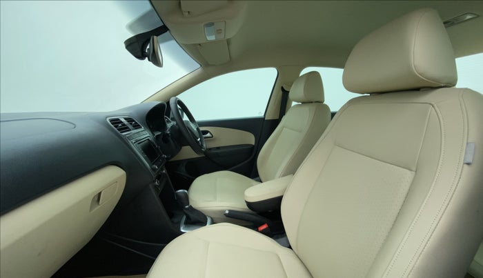 2022 Volkswagen Vento HIGHLINE PLUS 1.0 TSI AT, Petrol, Automatic, 4,988 km, Right Side Front Door Cabin