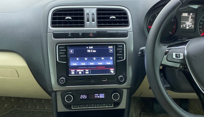 2022 Volkswagen Vento HIGHLINE PLUS 1.0 TSI AT, Petrol, Automatic, 4,988 km, Air Conditioner
