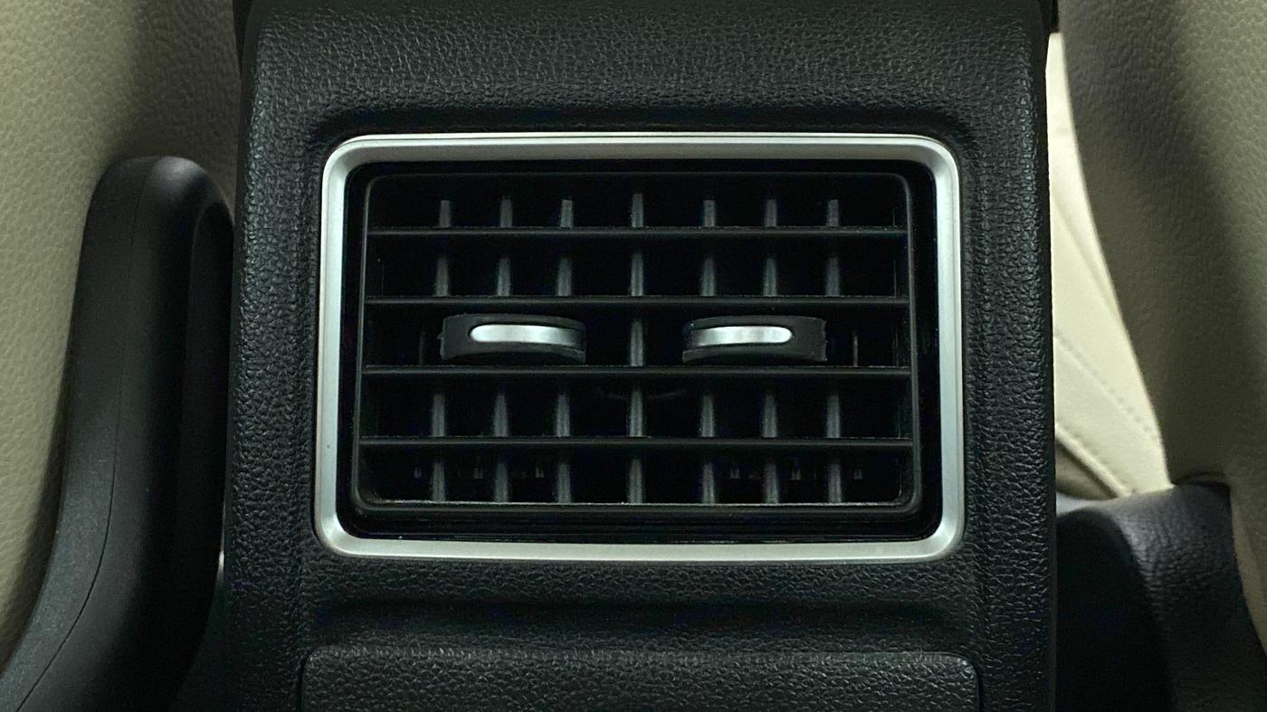 2022 Volkswagen Vento HIGHLINE PLUS 1.0 TSI AT, Petrol, Automatic, 4,988 km, Rear AC Vents