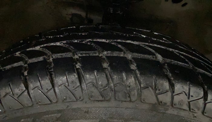 2017 Maruti Wagon R 1.0 LXI, Petrol, Manual, 19,162 km, Right Front Tyre Tread