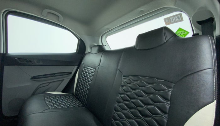 2022 Tata Tiago XT CNG, CNG, Manual, 5,542 km, Right Side Rear Door Cabin