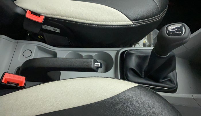 2022 Tata Tiago XT CNG, CNG, Manual, 5,542 km, Gear Lever