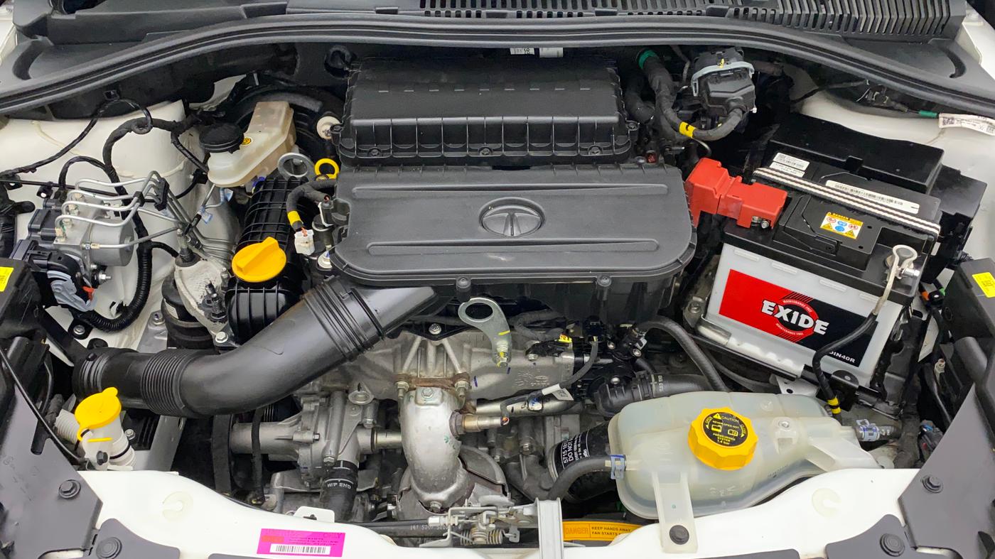 2022 Tata Tiago XT CNG, CNG, Manual, 5,542 km, Open Bonet