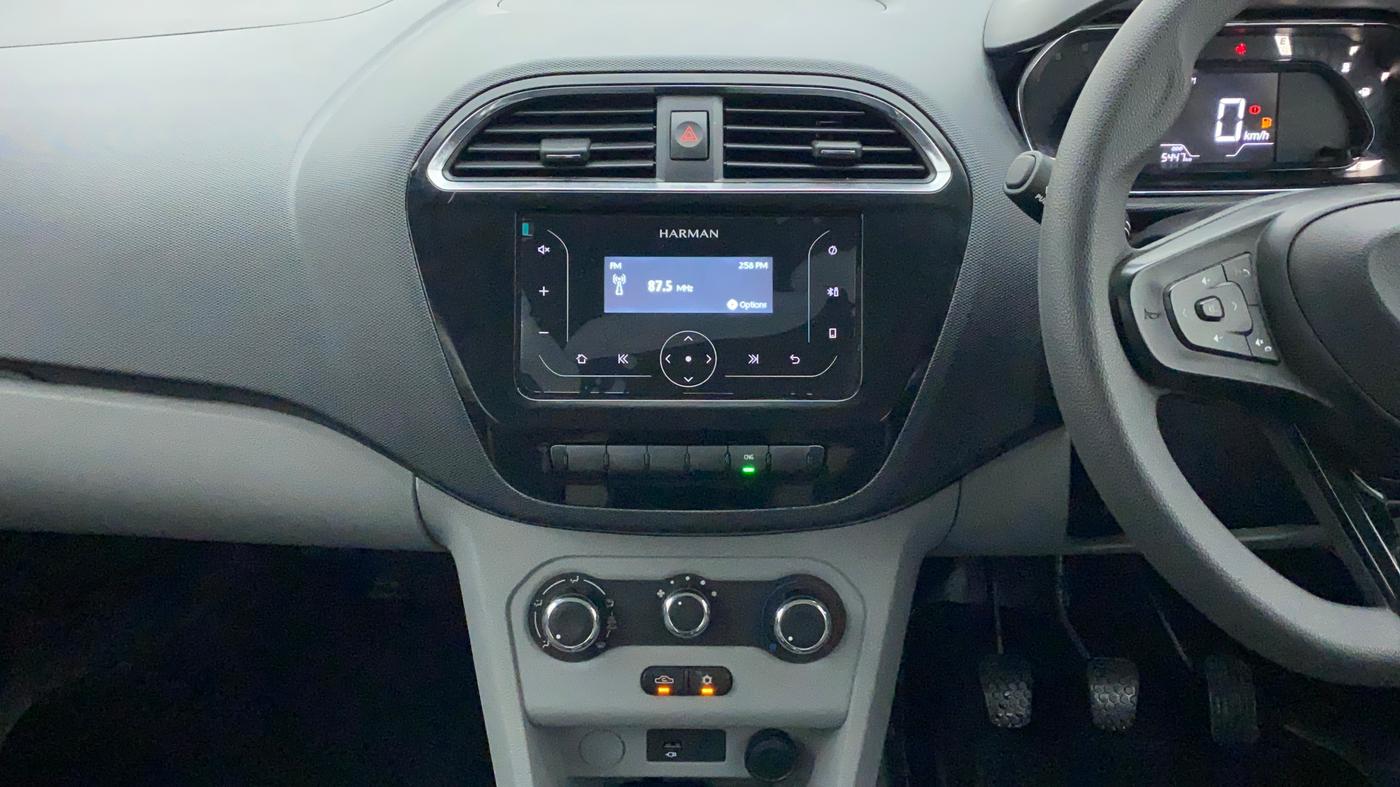 2022 Tata Tiago XT CNG, CNG, Manual, 5,542 km, Air Conditioner