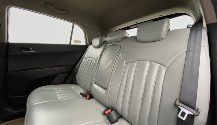 2016 Hyundai Creta 1.6 CRDI SX PLUS AUTO, Diesel, Automatic, 65,081 km, Right Side Rear Door Cabin