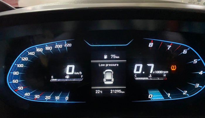 2022 Hyundai NEW I20 SPORTZ 1.2 MT, Petrol, Manual, 21,304 km, Odometer Image