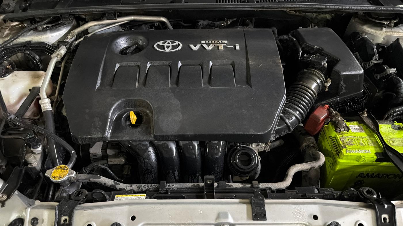 2014 Toyota Corolla Altis GL PETROL, Petrol, Manual, 68,761 km, Engine View