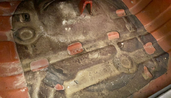 2011 Maruti Alto K10 VXI, Petrol, Manual, 84,967 km, Boot floor - Slightly dented