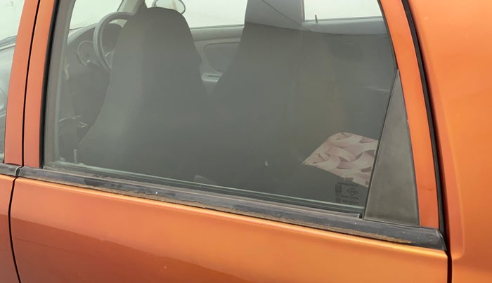 2011 Maruti Alto K10 VXI, Petrol, Manual, 84,967 km, Rear left door - Weather strip has minor damage