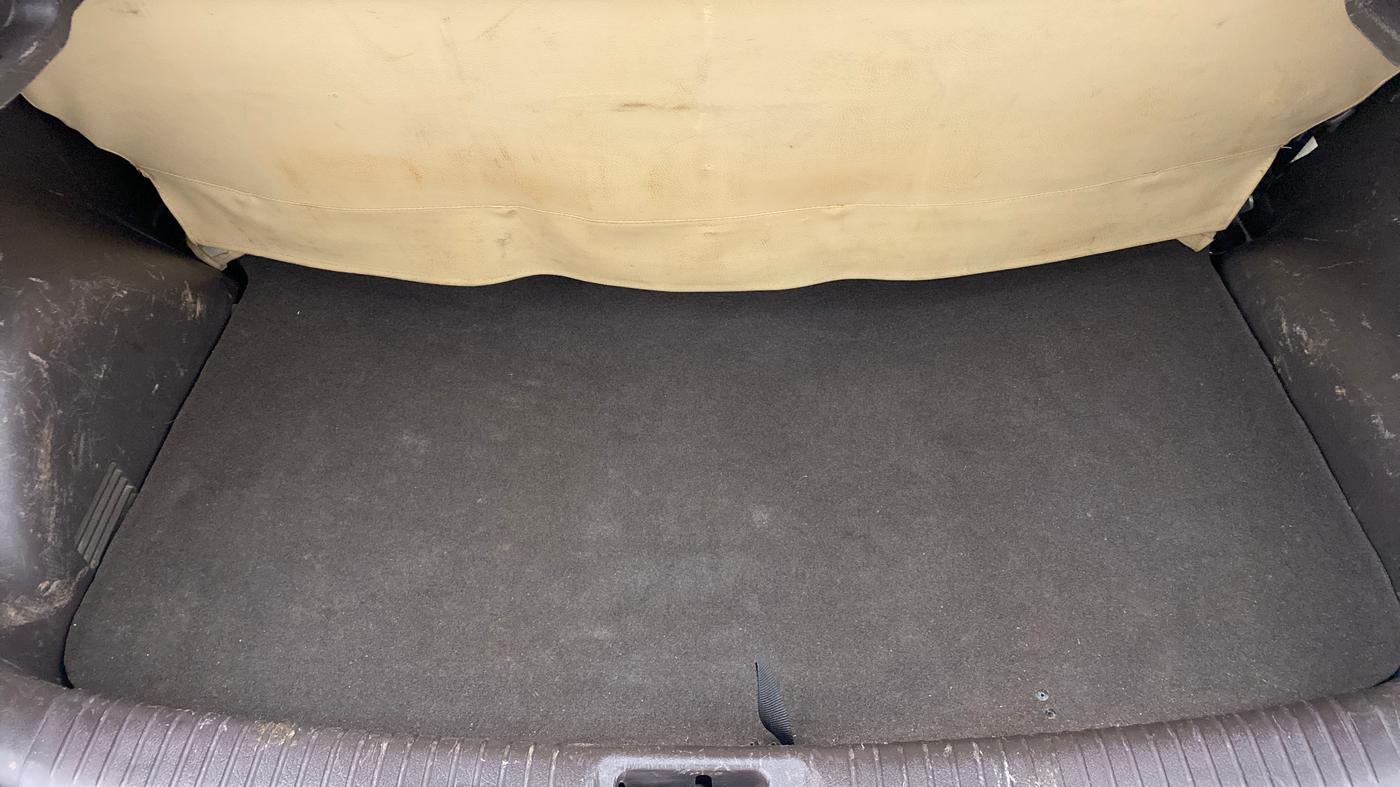 2011 Hyundai Santro Xing GLS, Petrol, Manual, 64,982 km, Boot Inside