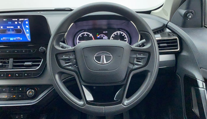 2022 Tata Safari XT PLUS DARK EDITION, Diesel, Manual, 29,030 km, Steering Wheel Close Up