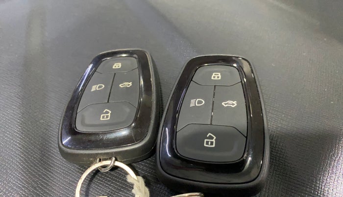 2022 Tata PUNCH ACCOMPLISHED MT CAMO EDITION, Petrol, Manual, 5,550 km, Key Close Up