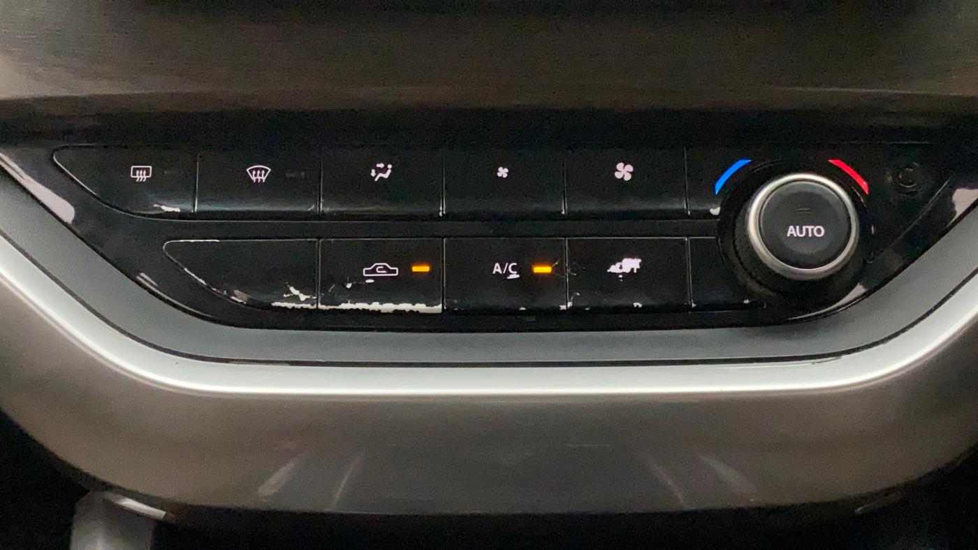 2019 Tata Harrier XZ 2.0L, Diesel, Manual, 95,445 km, Automatic Climate Control