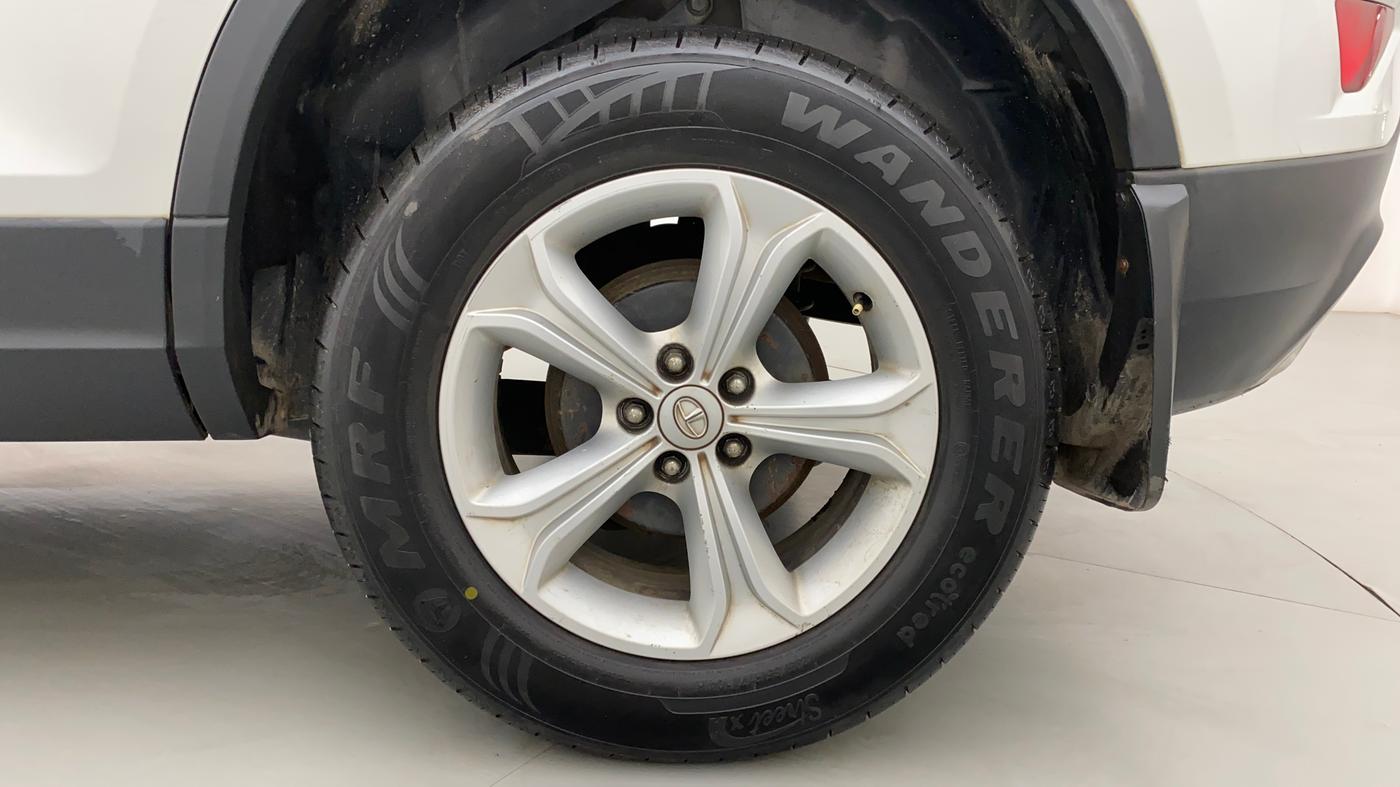 2019 Tata Harrier XZ 2.0L, Diesel, Manual, 95,445 km, Left Rear Wheel