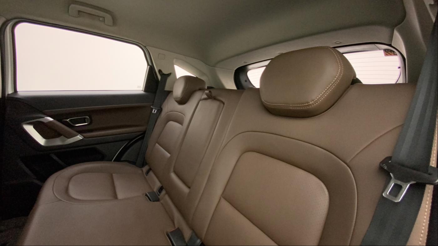2019 Tata Harrier XZ 2.0L, Diesel, Manual, 95,445 km, Right Side Rear Door Cabin