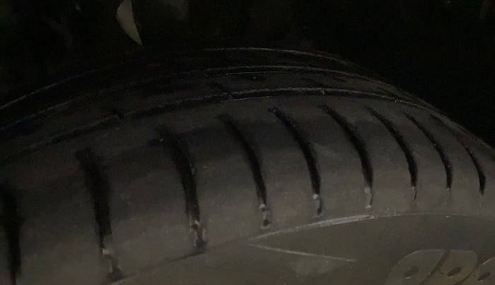 2018 Tata Tiago XZA PETROL, Petrol, Automatic, 77,227 km, Left Front Tyre Tread