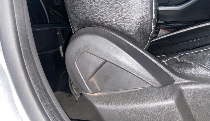 2018 Ford New Figo TREND 1.5L DIESEL, Diesel, Manual, 62,649 km, Driver Side Adjustment Panel