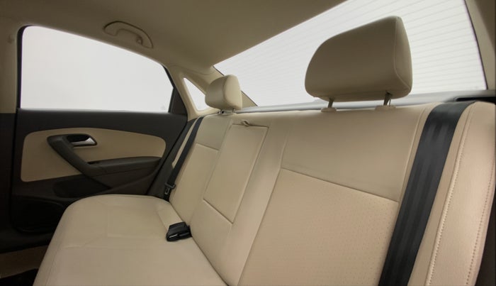 2015 Volkswagen Vento HIGHLINE PLUS 1.2 AT 16 ALLOY, Petrol, Automatic, 48,649 km, Right Side Rear Door Cabin