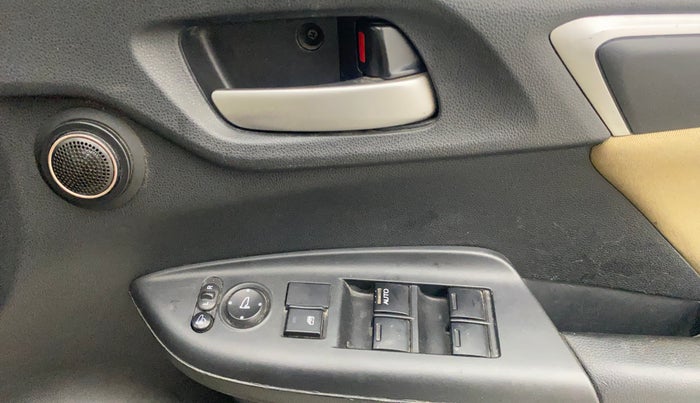 2017 Honda Jazz 1.2L I-VTEC V, Petrol, Manual, 46,899 km, Driver Side Door Panels Control