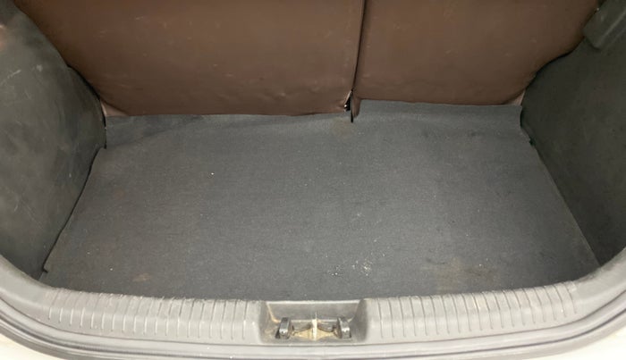 2012 Hyundai i20 ASTA 1.2, Petrol, Manual, 46,841 km, Boot Inside