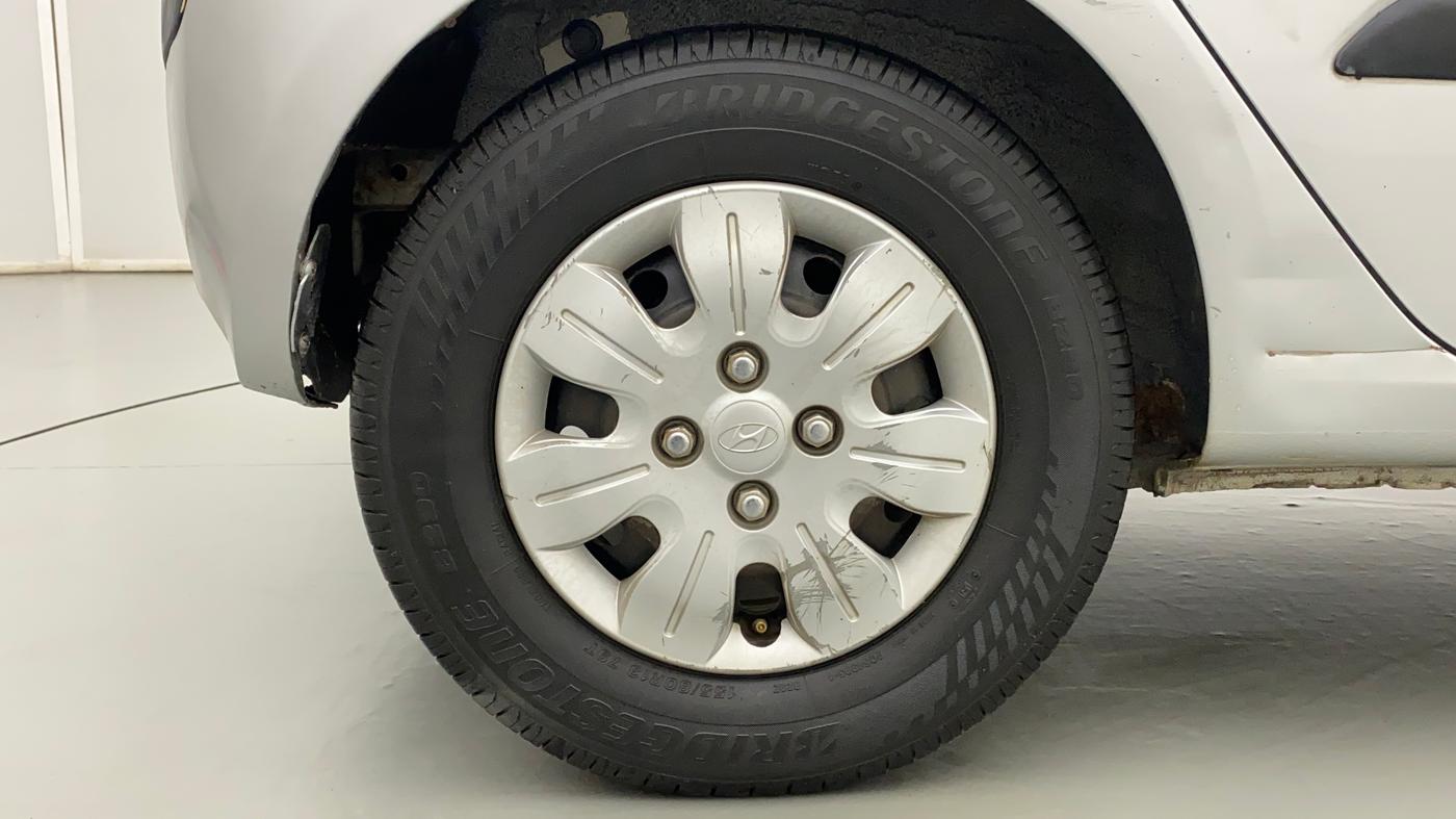 2010 Hyundai i10 SPORTZ 1.2, Petrol, Manual, 1,22,483 km, Right Rear Wheel