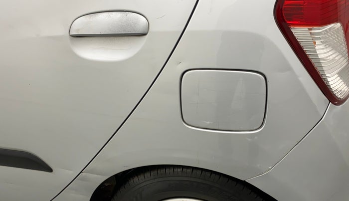 2010 Hyundai i10 SPORTZ 1.2, Petrol, Manual, 1,22,483 km, Left quarter panel - Minor scratches