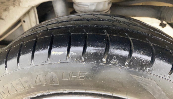 2015 Maruti Alto K10 VXI, CNG, Manual, 78,574 km, Left Rear Tyre Tread