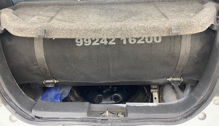 2015 Maruti Alto K10 VXI, CNG, Manual, 78,574 km, Boot Inside