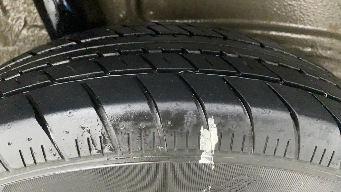 2019 Maruti New Wagon-R LXI CNG 1.0 L, CNG, Manual, 33,363 km, Right Rear Tyre Tread