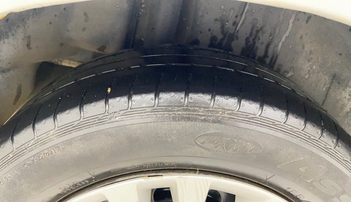 2017 Maruti Ciaz VXI+, Petrol, Manual, 1,09,244 km, Right Rear Tyre Tread