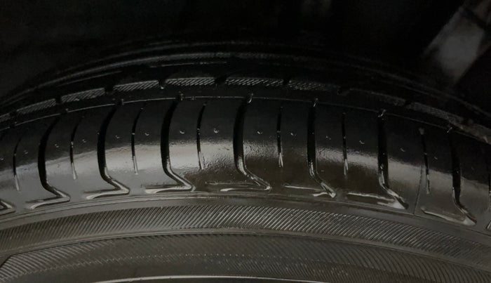 2019 Hyundai GRAND I10 NIOS ASTA 1.2 KAPPA VTVT, Petrol, Manual, 71,089 km, Left Rear Tyre Tread