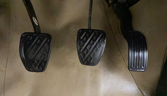 2017 Datsun Go Plus T, Petrol, Manual, 1,44,171 km, Pedals