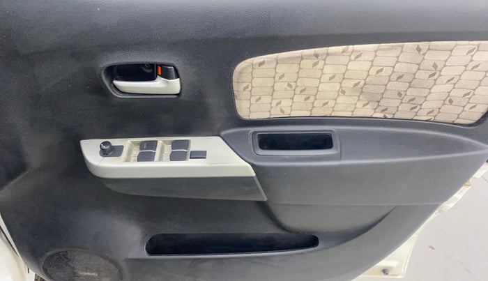 2017 Maruti Wagon R 1.0 VXI AMT, Petrol, Automatic, 79,888 km, Driver Side Door Panels Control