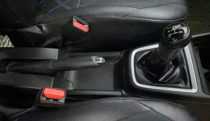 2020 Maruti Swift VXI, Petrol, Manual, 59,136 km, Gear Lever