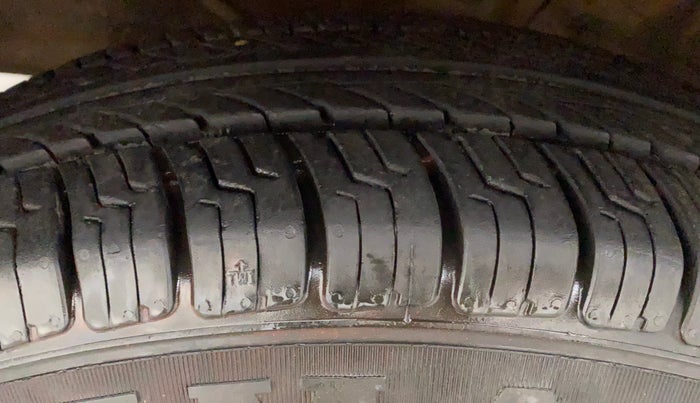 2020 Maruti Swift VXI, Petrol, Manual, 59,136 km, Left Front Tyre Tread