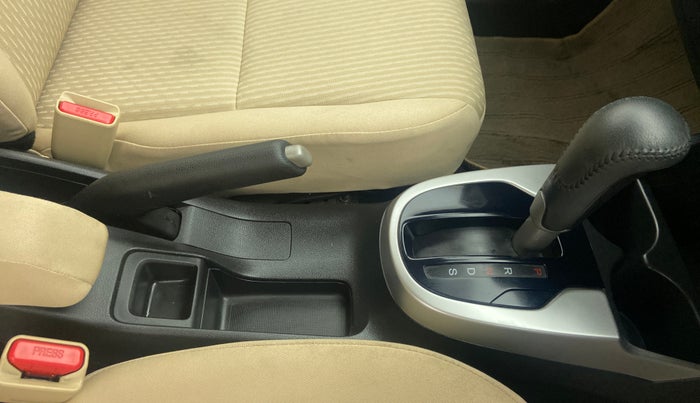 2019 Honda Jazz 1.2 VX AT, Petrol, Automatic, 8,652 km, Gear Lever