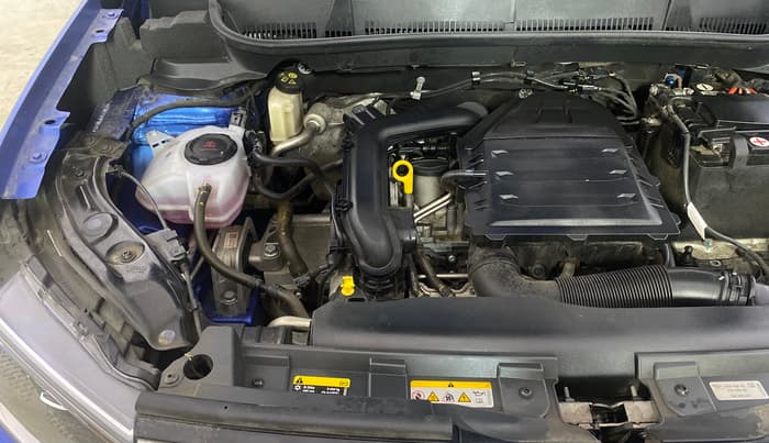 2022 Volkswagen TAIGUN TOPLINE 1.0 TSI AT, Petrol, Automatic, 15,106 km, Engine View - Right