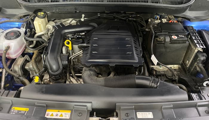 2022 Volkswagen TAIGUN TOPLINE 1.0 TSI AT, Petrol, Automatic, 15,106 km, Engine View