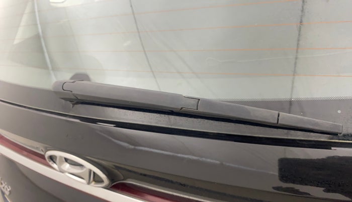 2023 Hyundai NEW I20 ASTA 1.2 MT, Petrol, Manual, 33,057 km, Rear Wiper