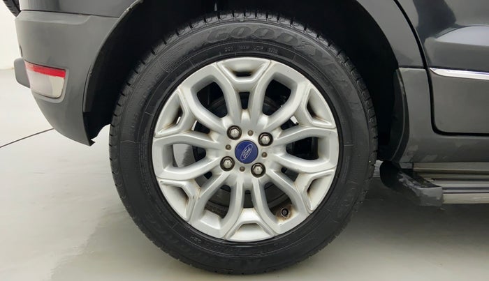 2014 Ford Ecosport 1.0 ECOBOOST TITANIUM, Petrol, Manual, 49,944 km, Right Rear Wheel