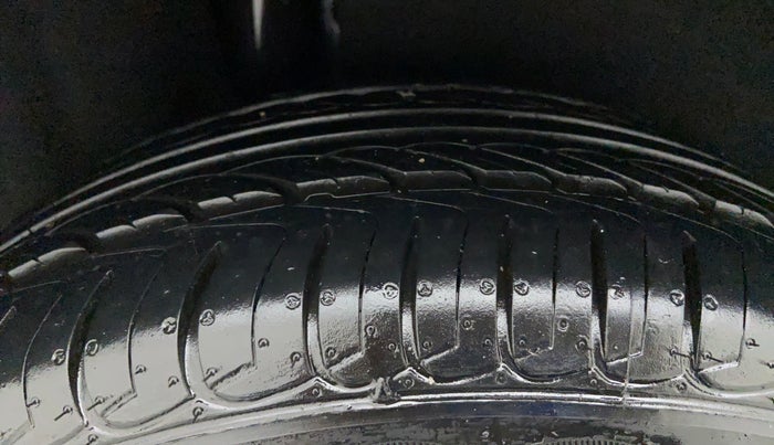 2014 Ford Ecosport 1.0 ECOBOOST TITANIUM, Petrol, Manual, 49,944 km, Right Rear Tyre Tread